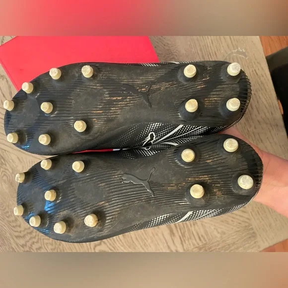 Puma Attacanto Firm Ground/Artificial Ground Junior Soccer Cleats - Picture 6 of 10